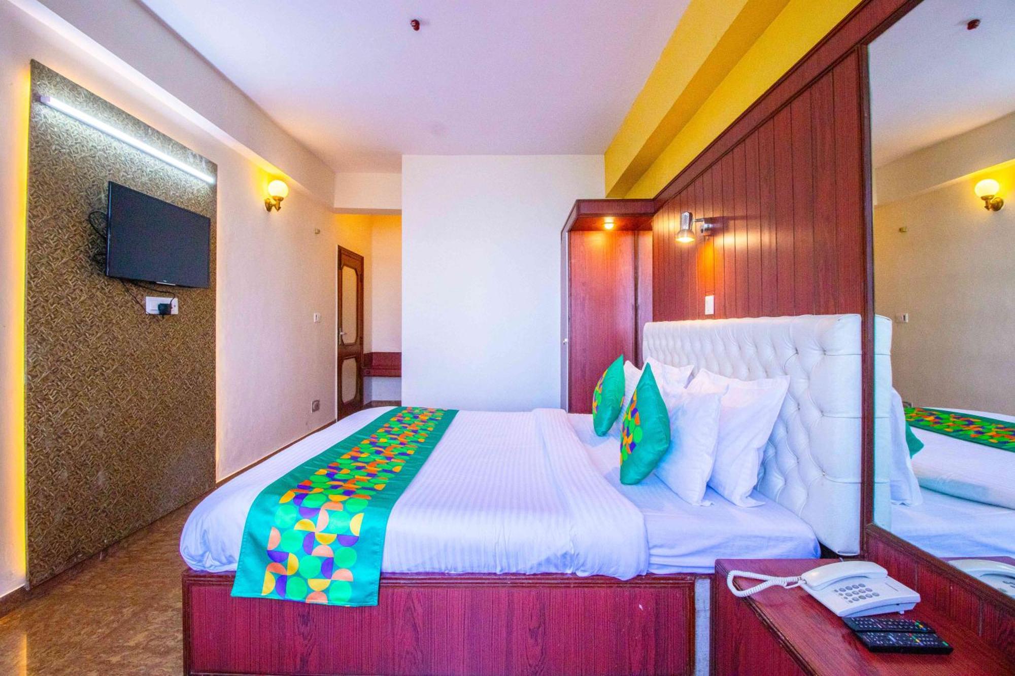 Treebo Varuna With Mountain View Shimla Ngoại thất bức ảnh