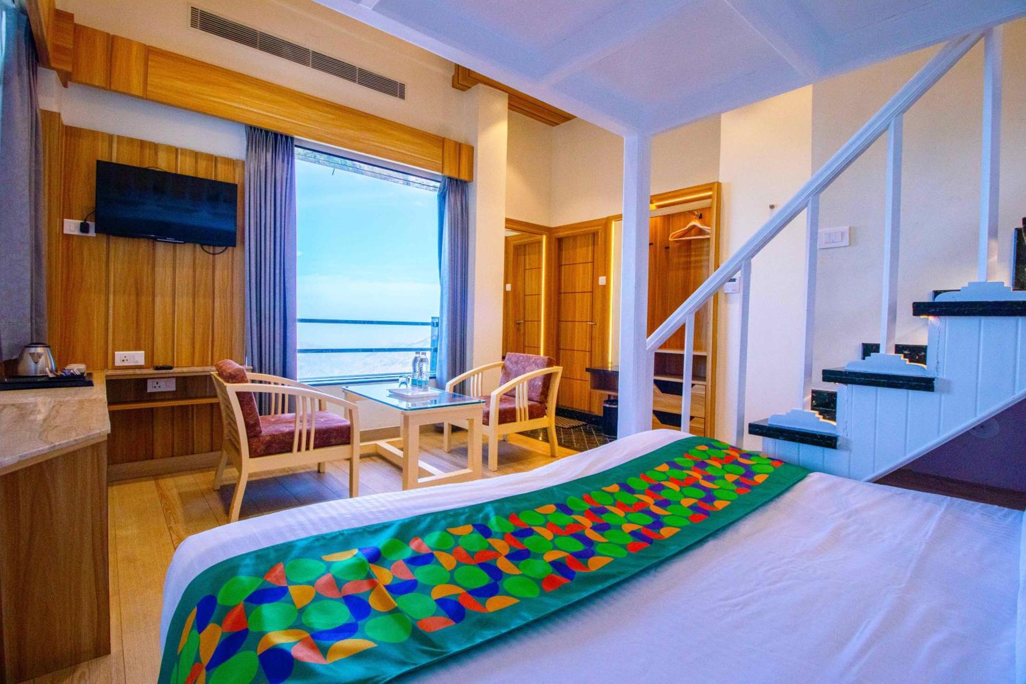 Treebo Varuna With Mountain View Shimla Ngoại thất bức ảnh