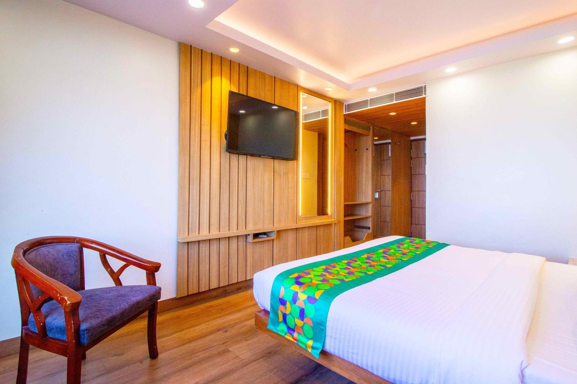 Treebo Varuna With Mountain View Shimla Ngoại thất bức ảnh